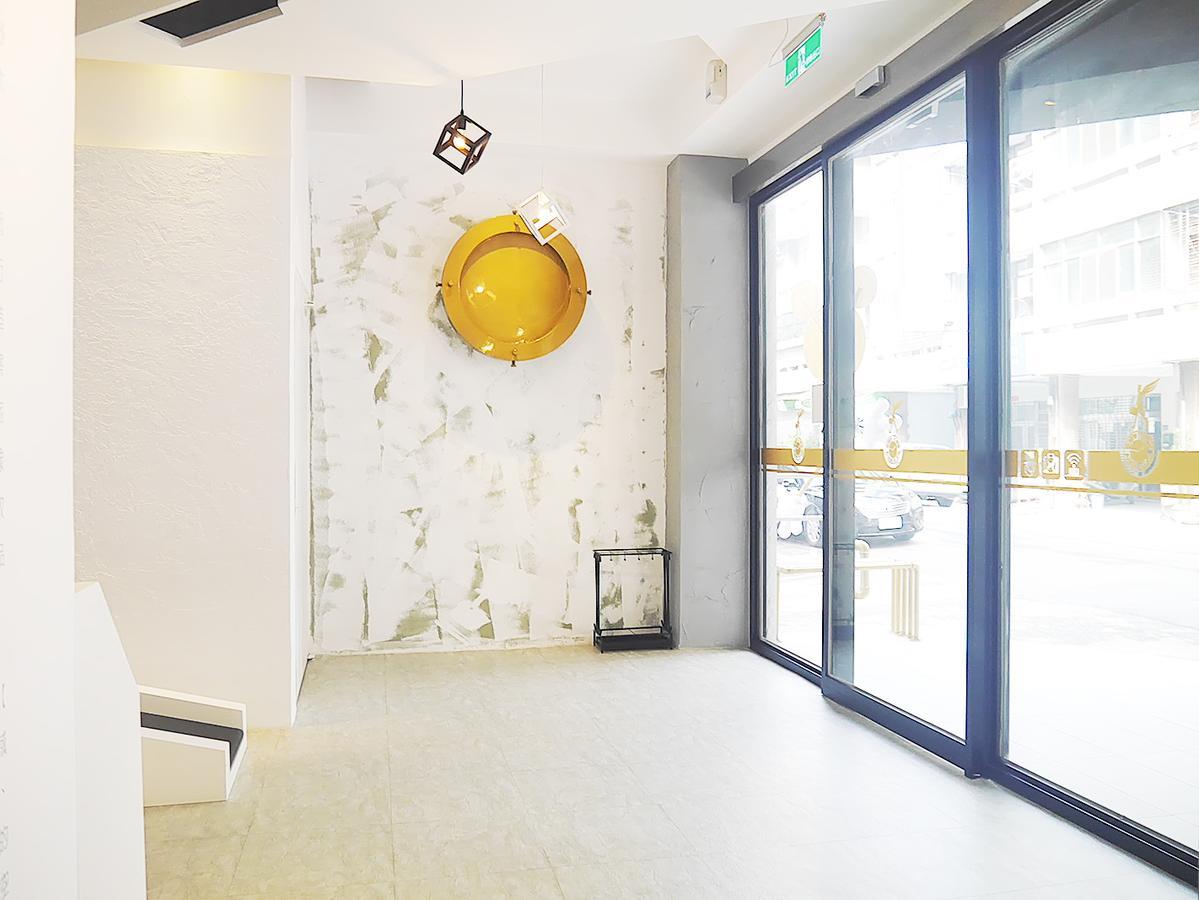 Time Flyer Hotel Taichung Buitenkant foto