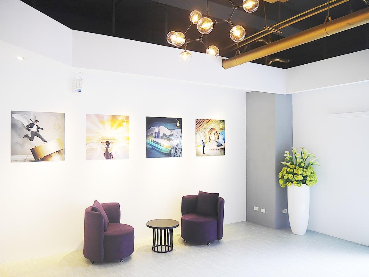 Time Flyer Hotel Taichung Buitenkant foto