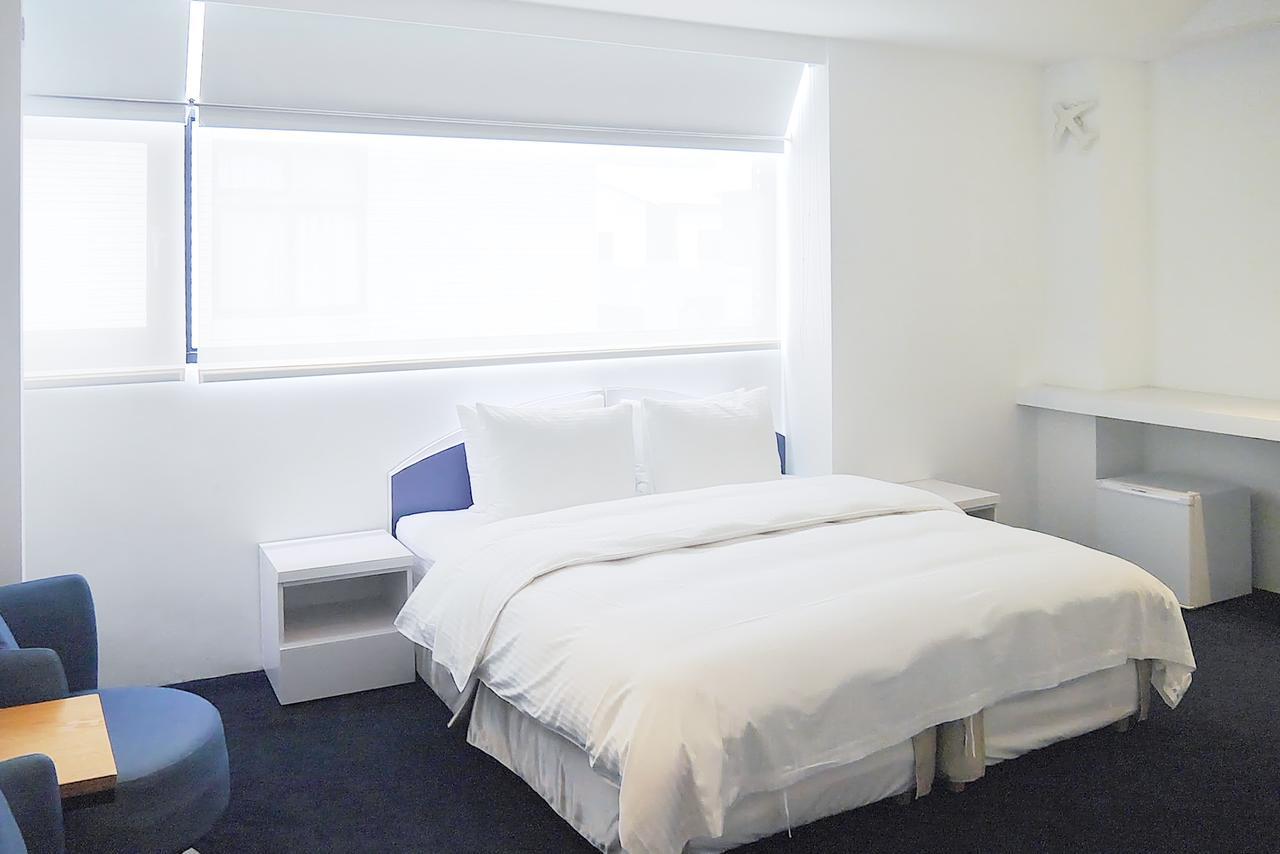 Time Flyer Hotel Taichung Buitenkant foto
